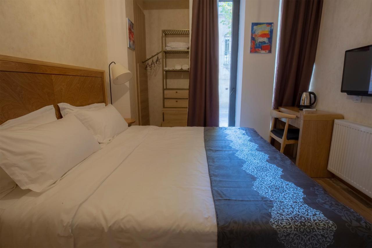 Ornament Boutique Hotel Тбилиси Екстериор снимка