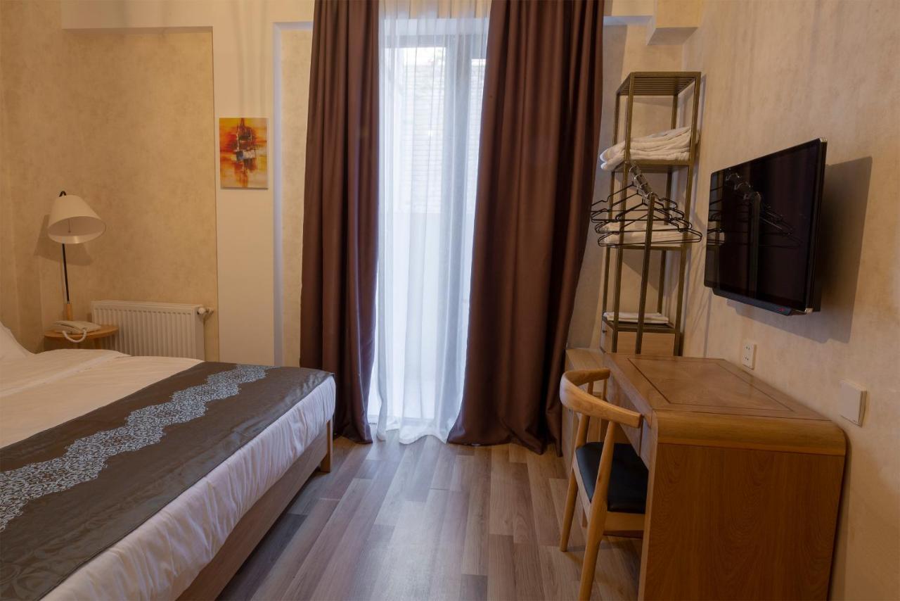 Ornament Boutique Hotel Тбилиси Екстериор снимка